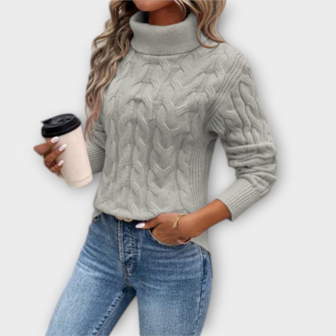 Amelia | Elegant Turtleneck Sweater in Knit