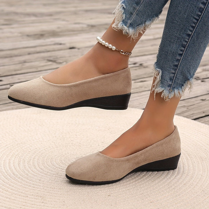 Elara | Orthopedic Wedge Flats