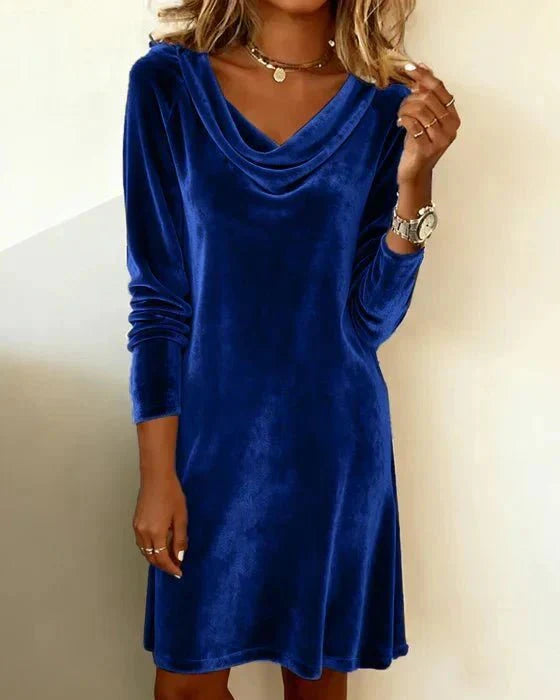 Frosina - Loose Fitting Velvet Dress