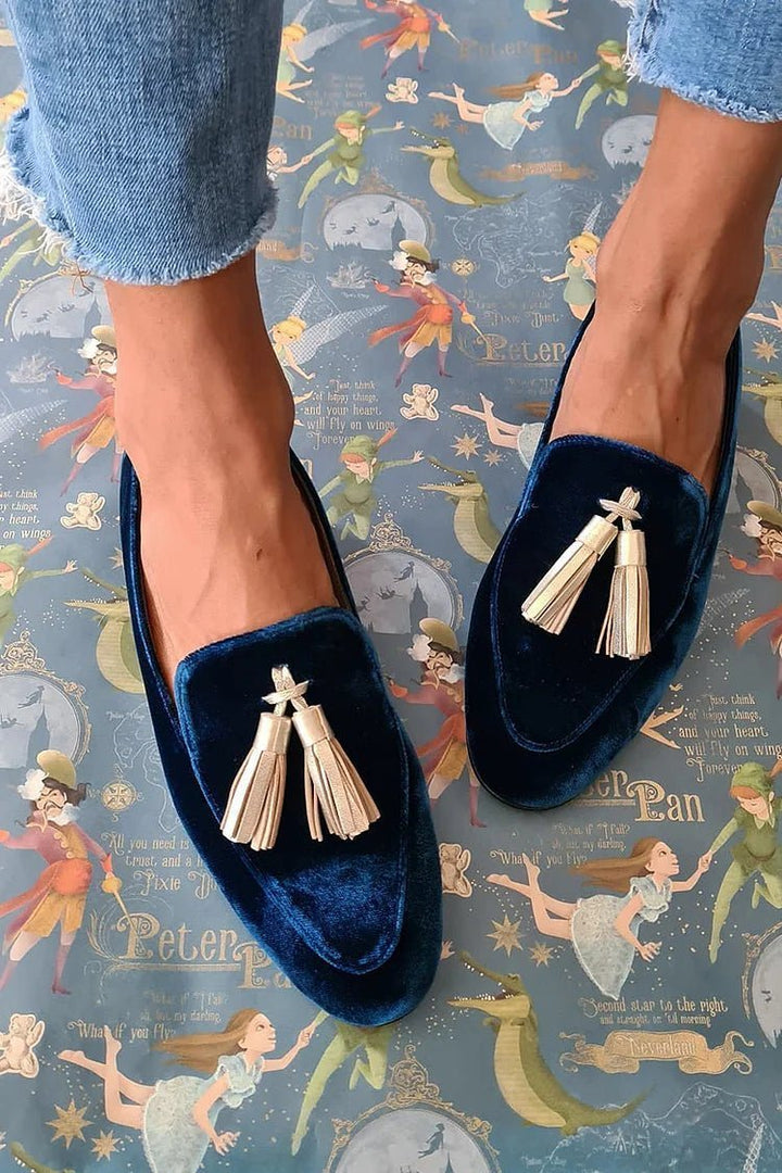 Hannah | Midnight Elegance Loafers with Champagne Tassels