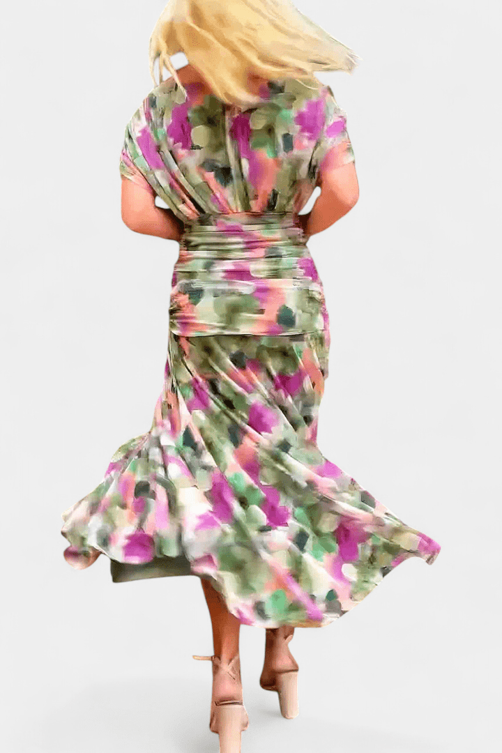 Hayden Laluna® | Elegant Dress With V-Neckline