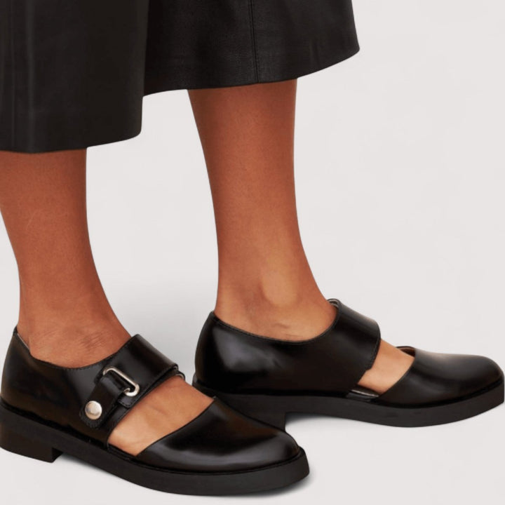 Vivienne | Whispers Of Time Loafers